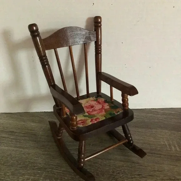 Vtg Doll Rocking Chair - Picture 1 of 7